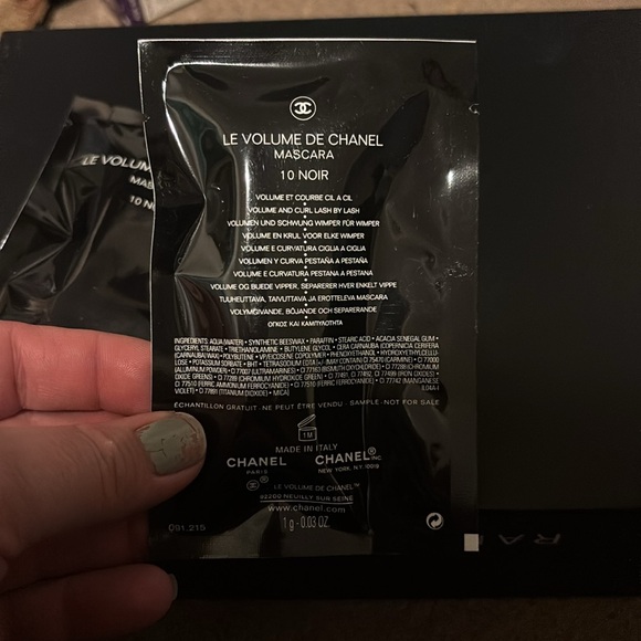 Lot Of 2 Chanel Trial Mascaras - Picture 2 of 2